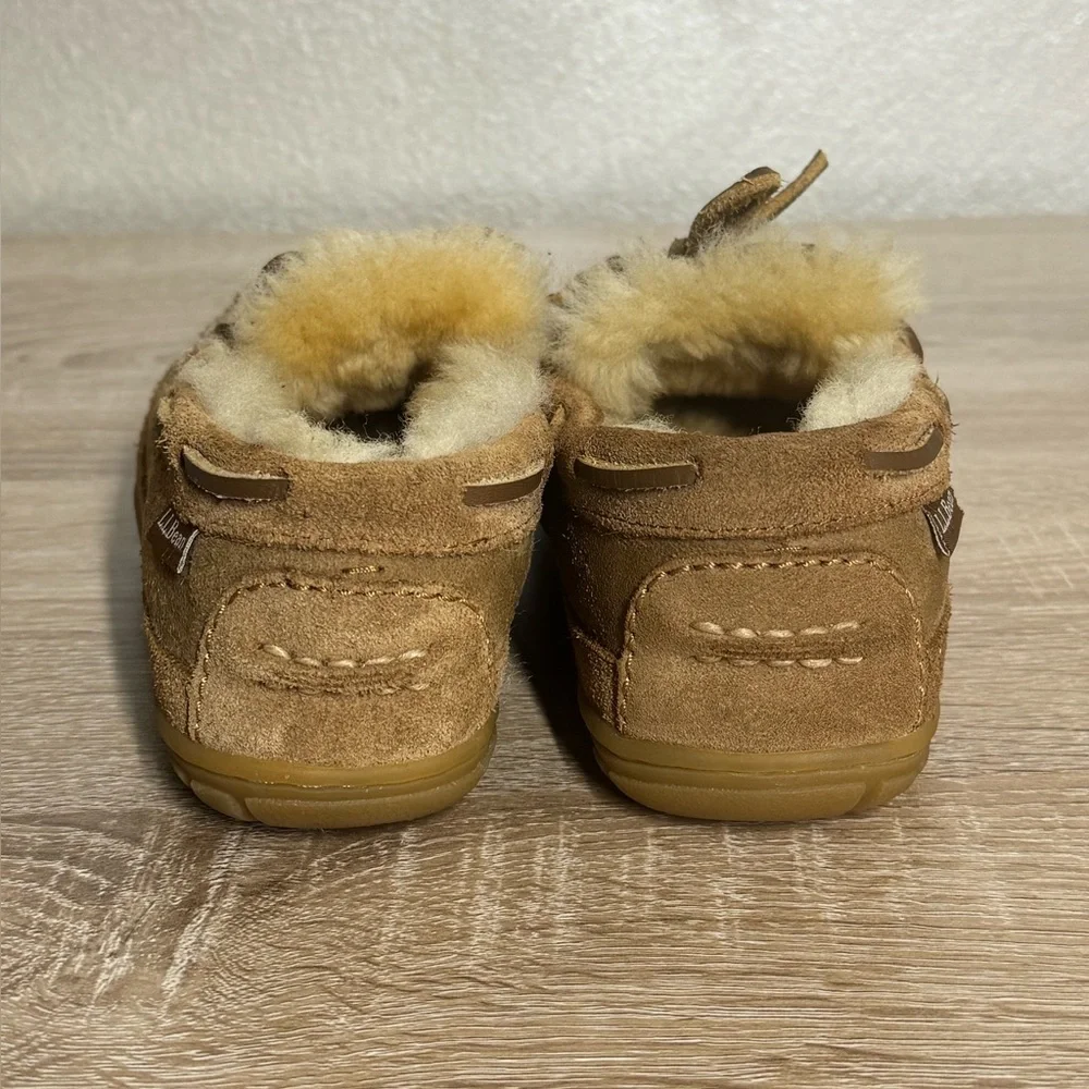 LL Bean Kids 1 Chestnut Wicked Good Moccasins Sheepskin Slippers